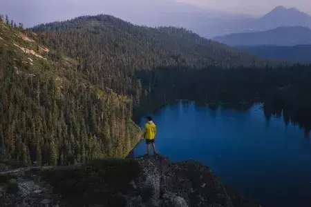 山徒步旅行者. Shasta区域